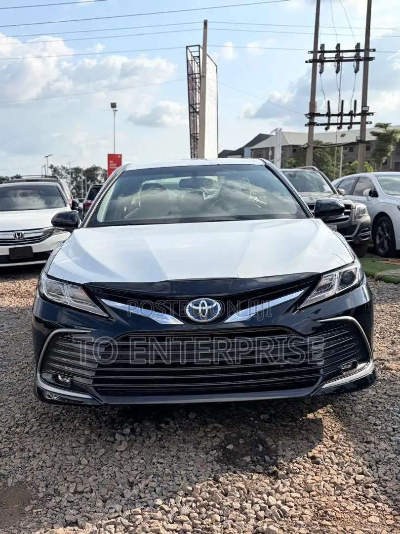 Toyota Camry 2024 Black