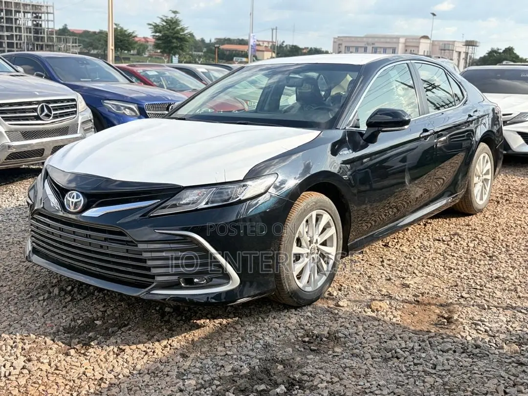 Toyota Camry 2024 Black