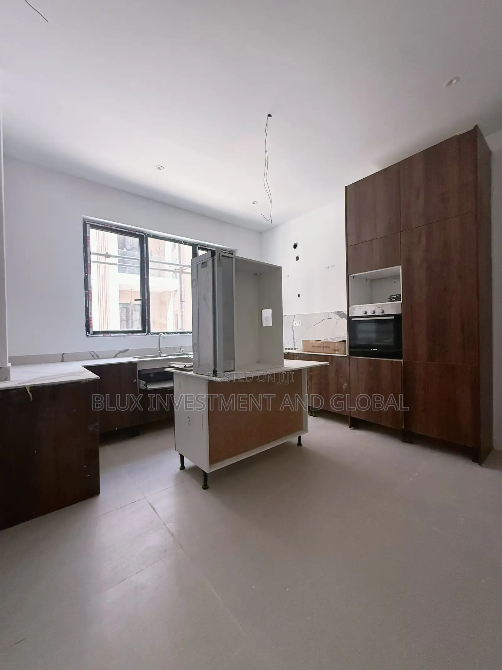 4bdrm Penthouse in Old Ikoyi for rent