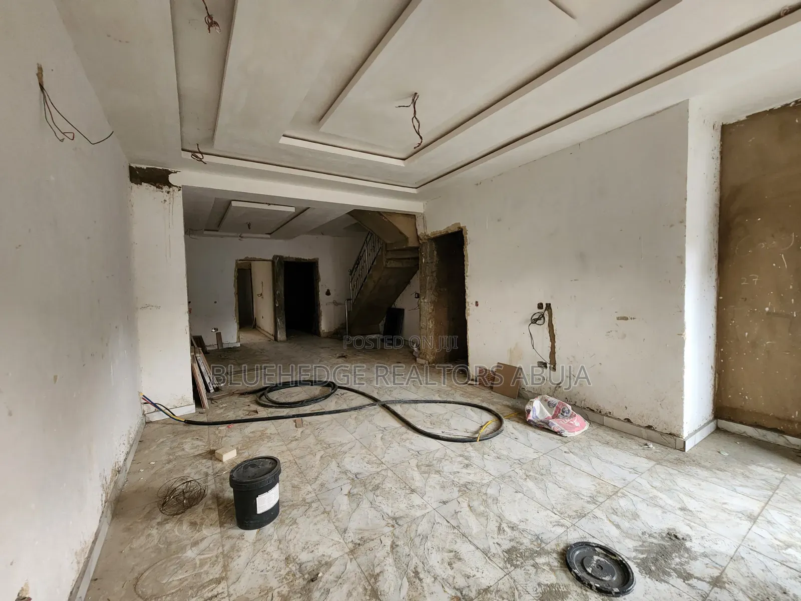4bdrm Duplex in Dawaki for sale