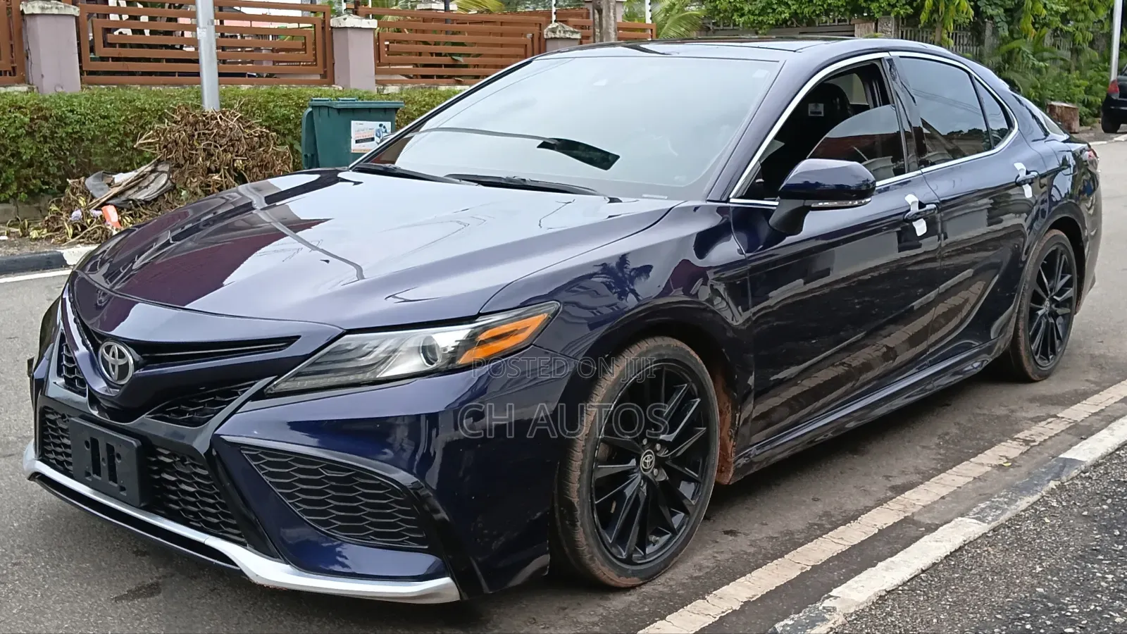 Toyota Camry XSE V6 2023 Blue