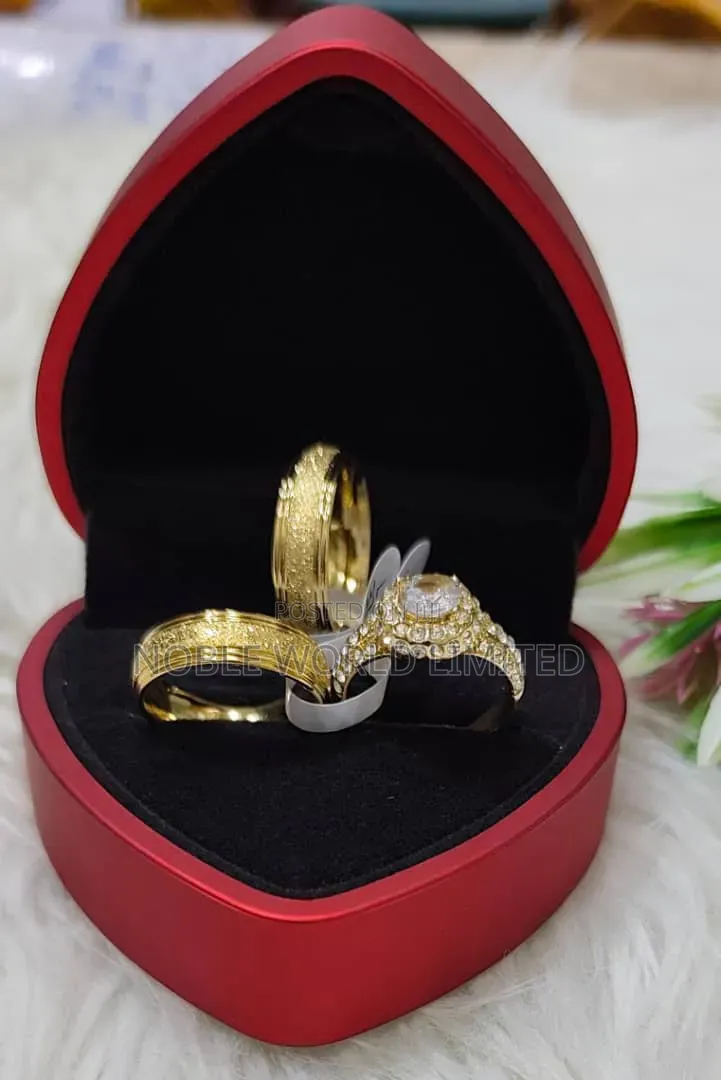 Elegant Couples Ring With LED Box CKA 7k