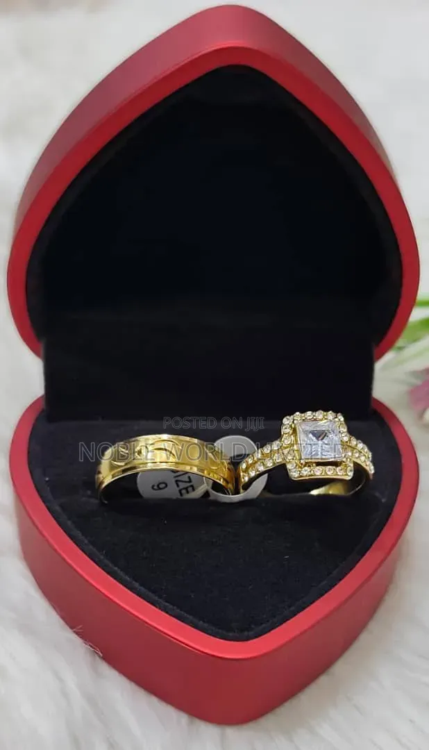 Elegant Couples Ring With LED Box CKA 7k