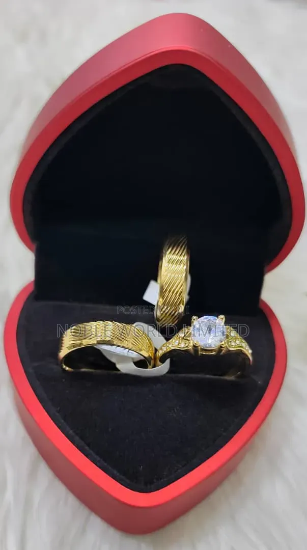 Sparkling Couples Wedding Rings CKA 7e