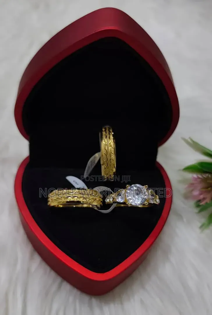 Sparkling Couples Wedding Rings CKA 7e