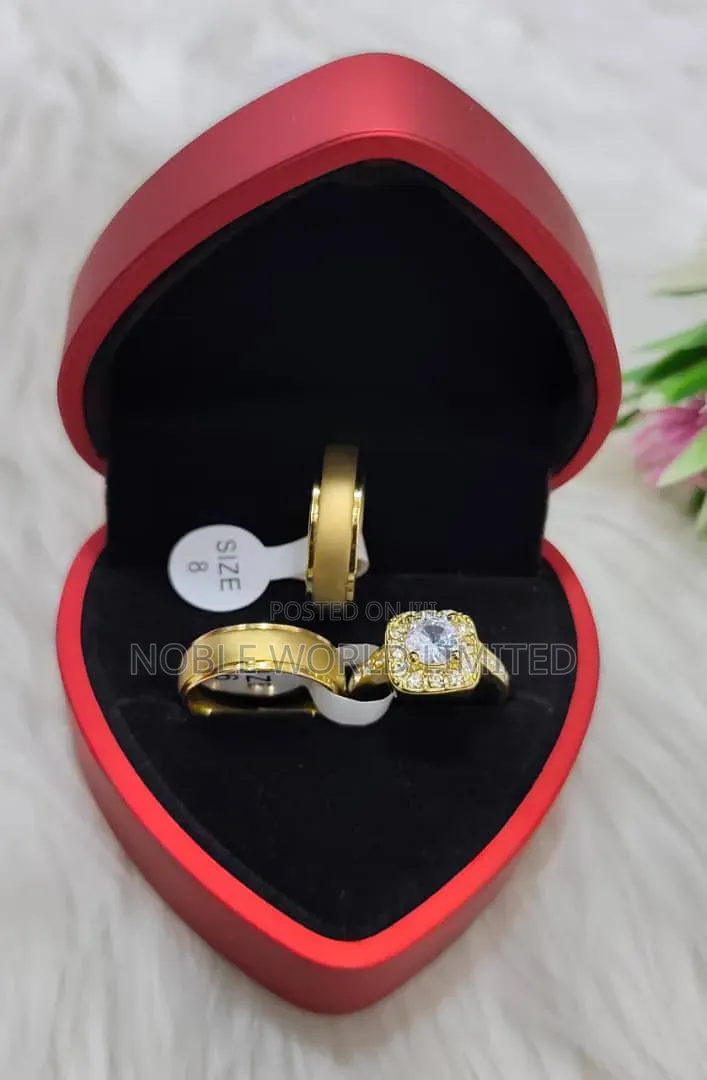 Striking Couples Wedding Rings CKA 7a