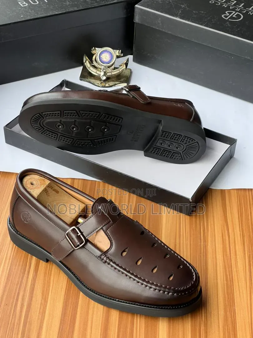 Value Packed Black/Brown Shoes ABL.7z