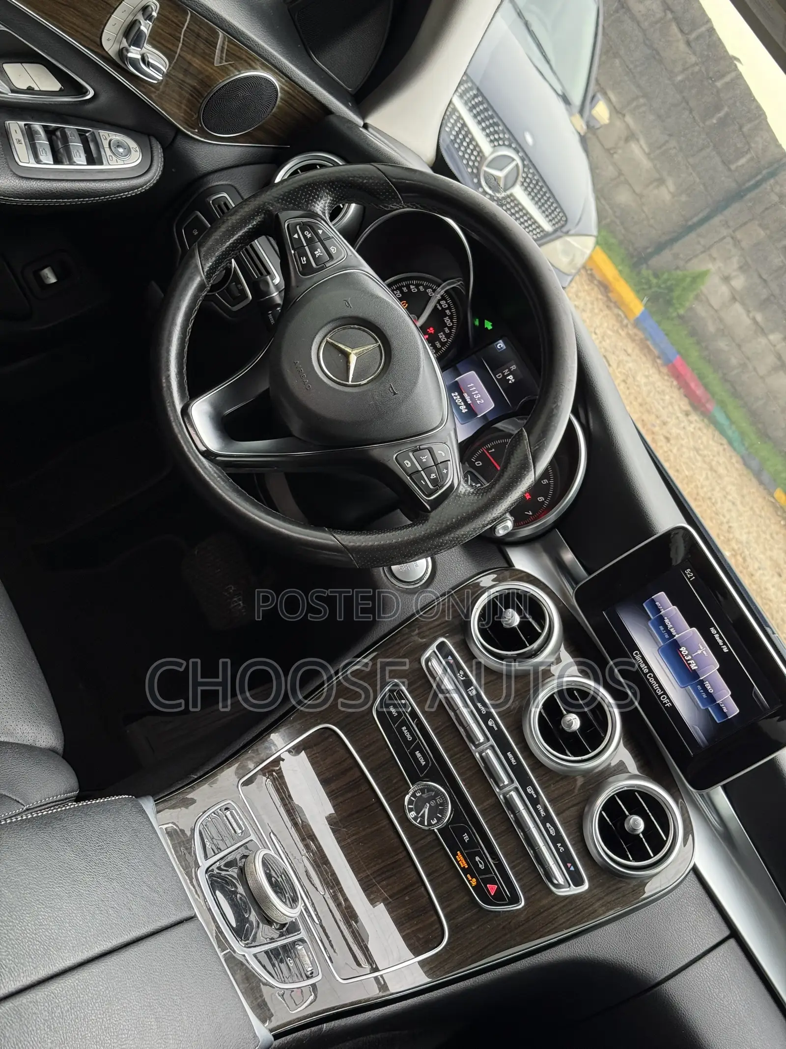 Mercedes-Benz C300 2017 Black