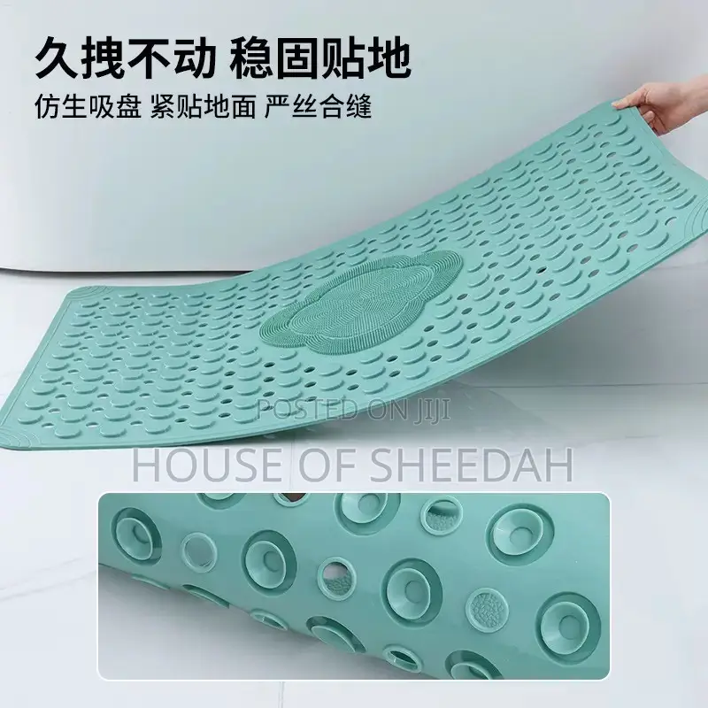 Anti Slip PVC Bath Mat With Flower Shape Leg Masager