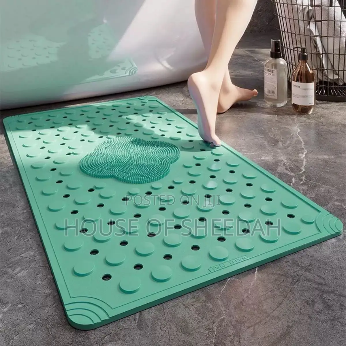 Anti Slip PVC Bath Mat With Flower Shape Leg Masager