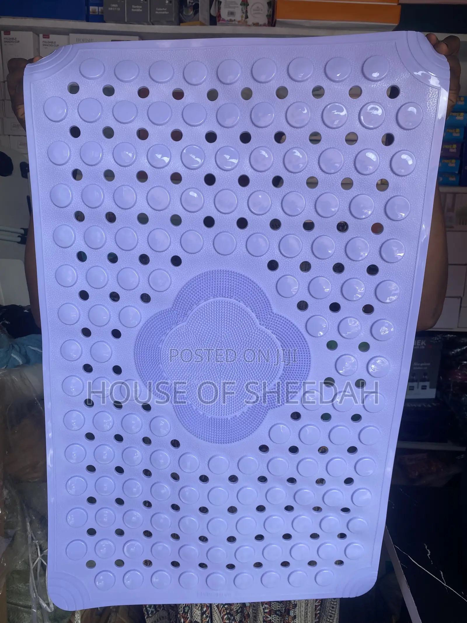Anti Slip PVC Bath Mat With Flower Shape Leg Masager