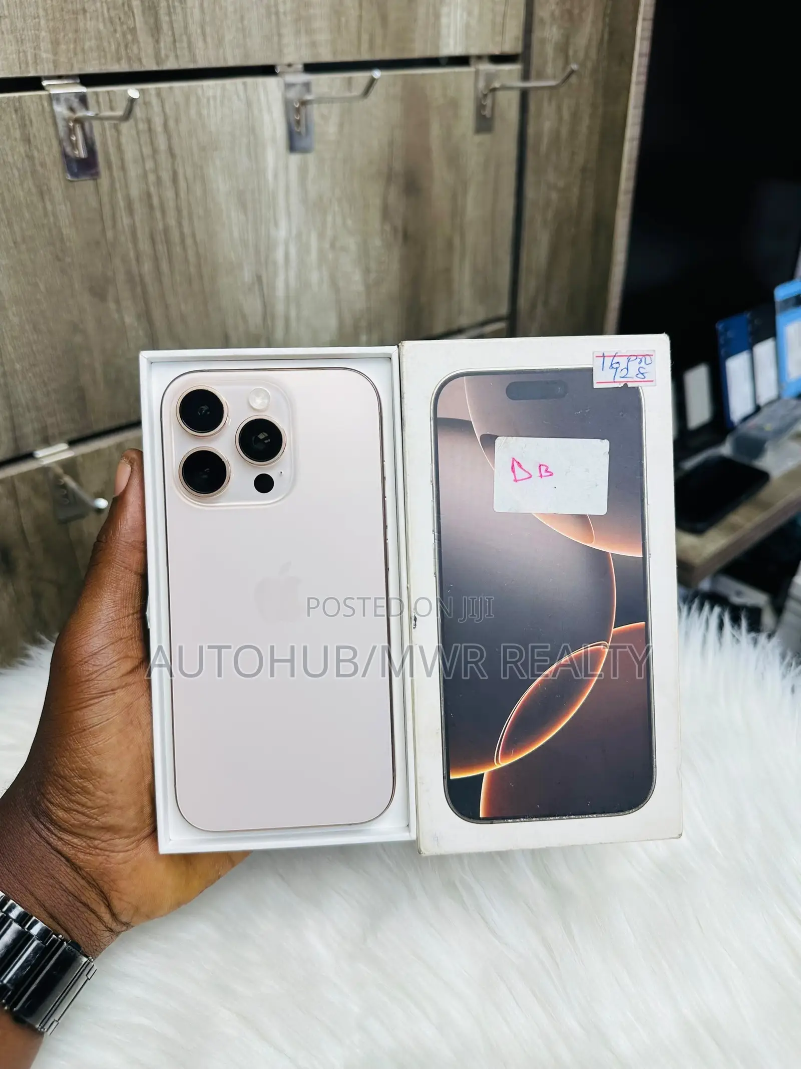Apple iPhone 16 Pro 128 GB Bronze