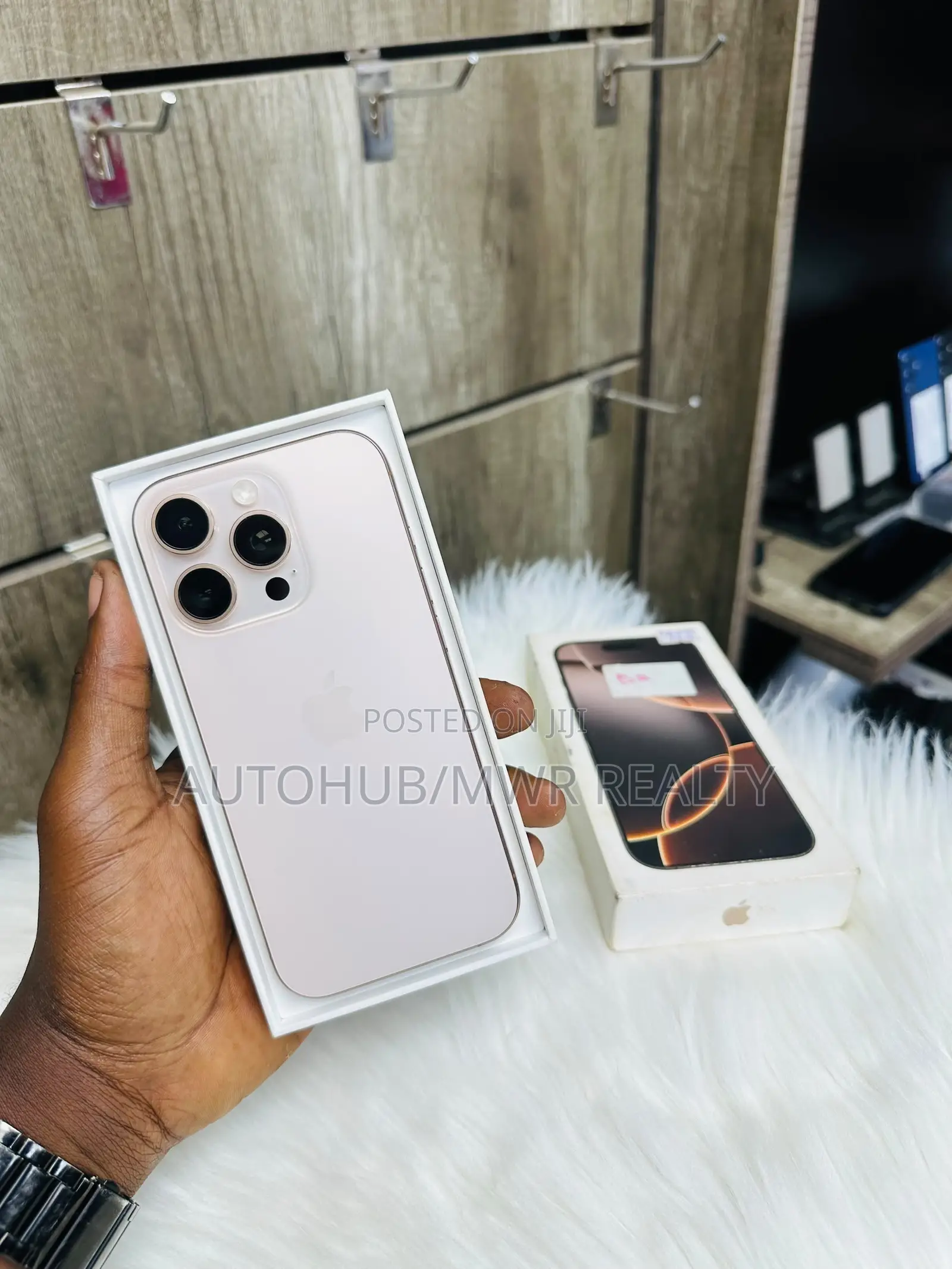 Apple iPhone 16 Pro 128 GB Bronze