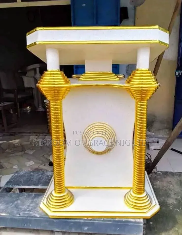 Double Pillar Modern Pulpit