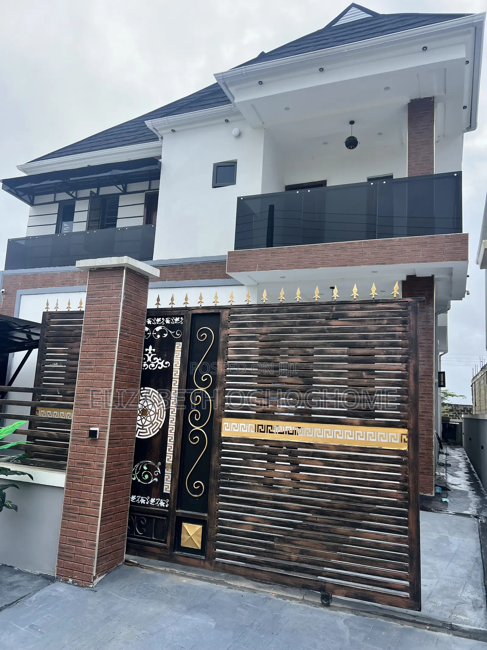 4bdrm Duplex in Rose Garden Estate, Bogije for sale