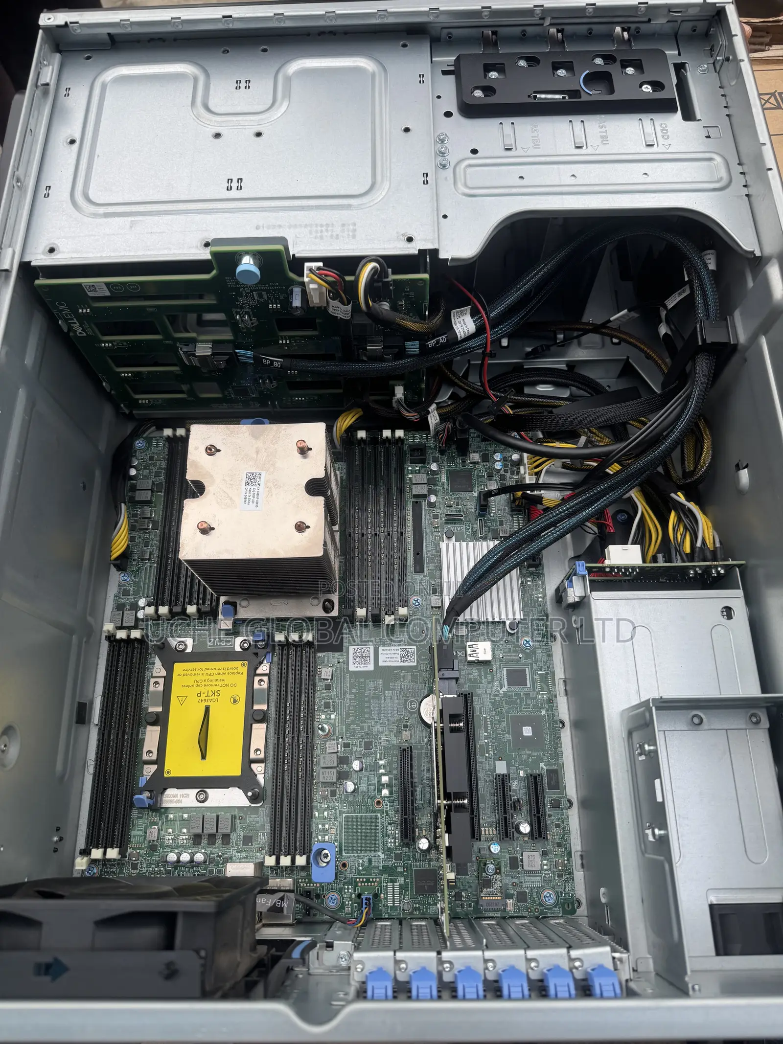 Server Dell PowerEdge T440 16GB Intel Xeon HDD 2T