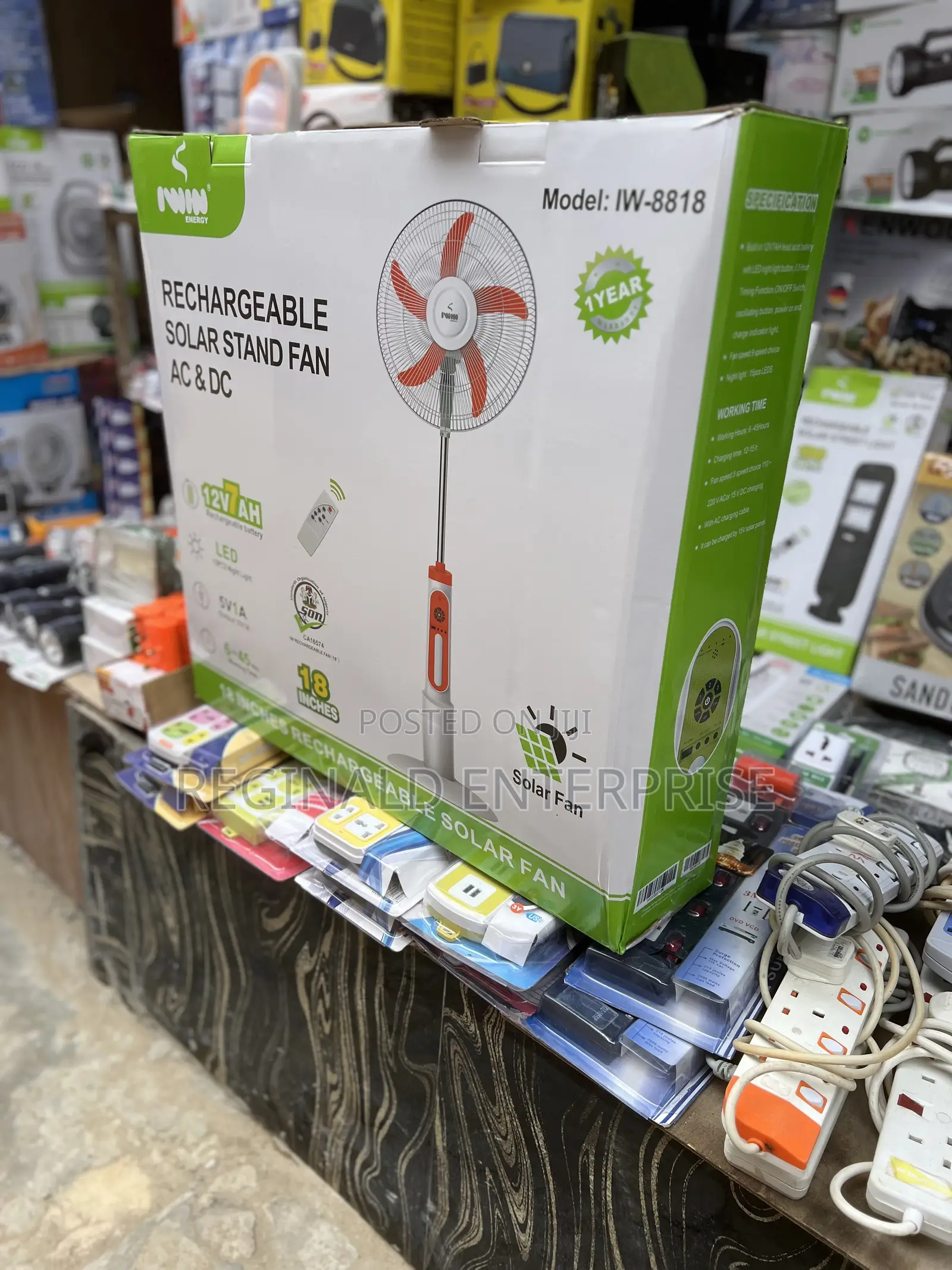 Iwin Rechargeable Fan 18inches