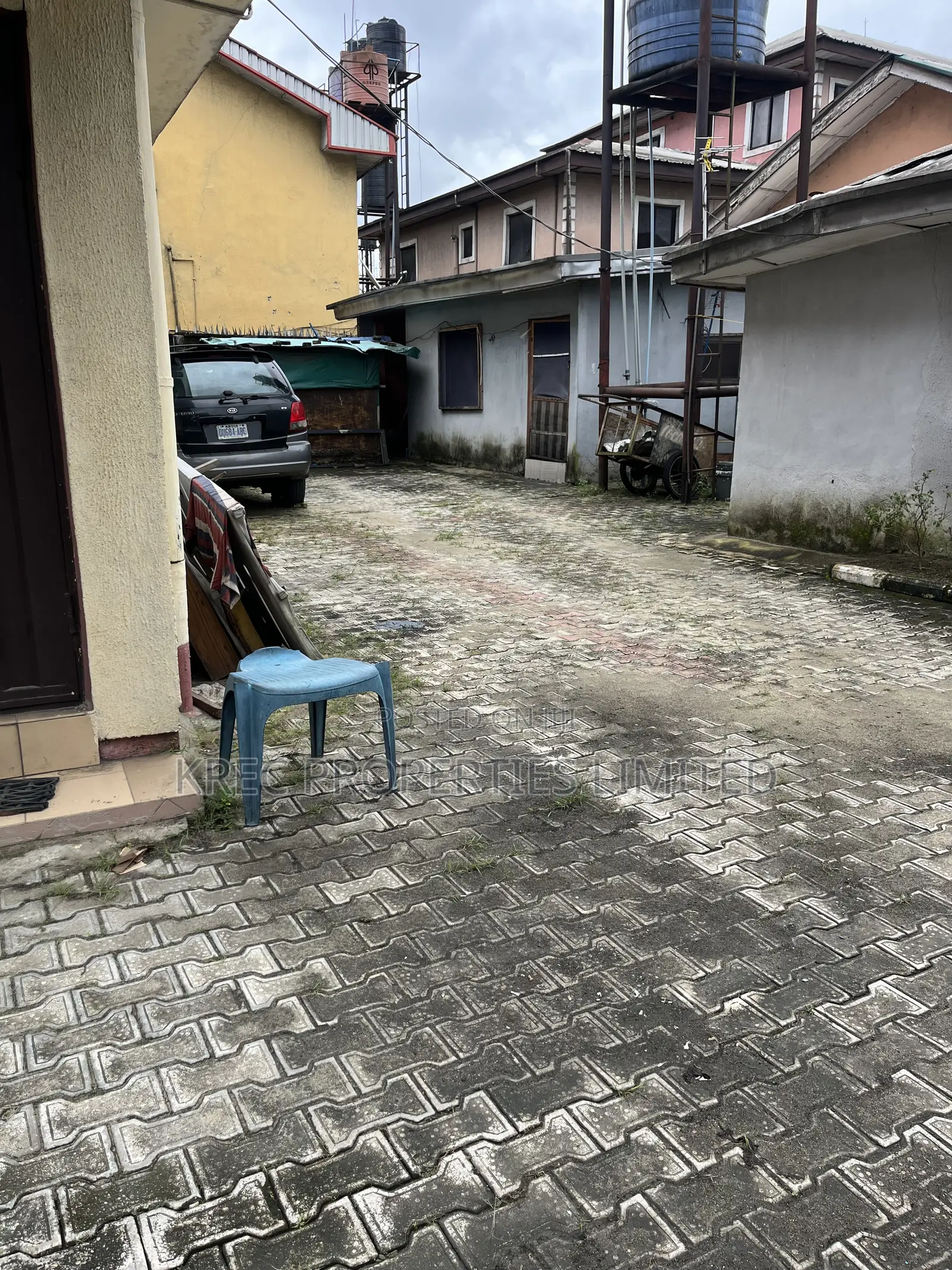 Studio Apartment in East West Road for sale