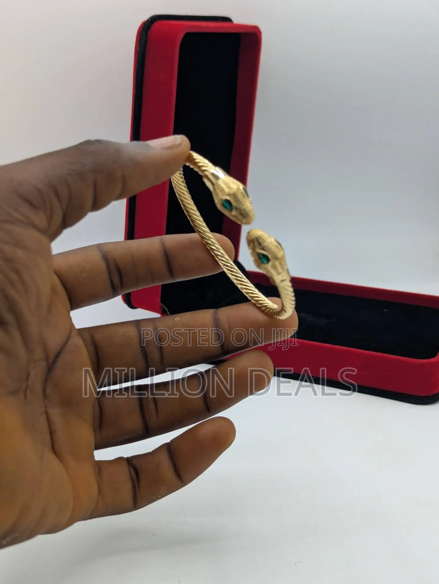 2026 New Classic Pattern Luxe Men's Link Bracelet
