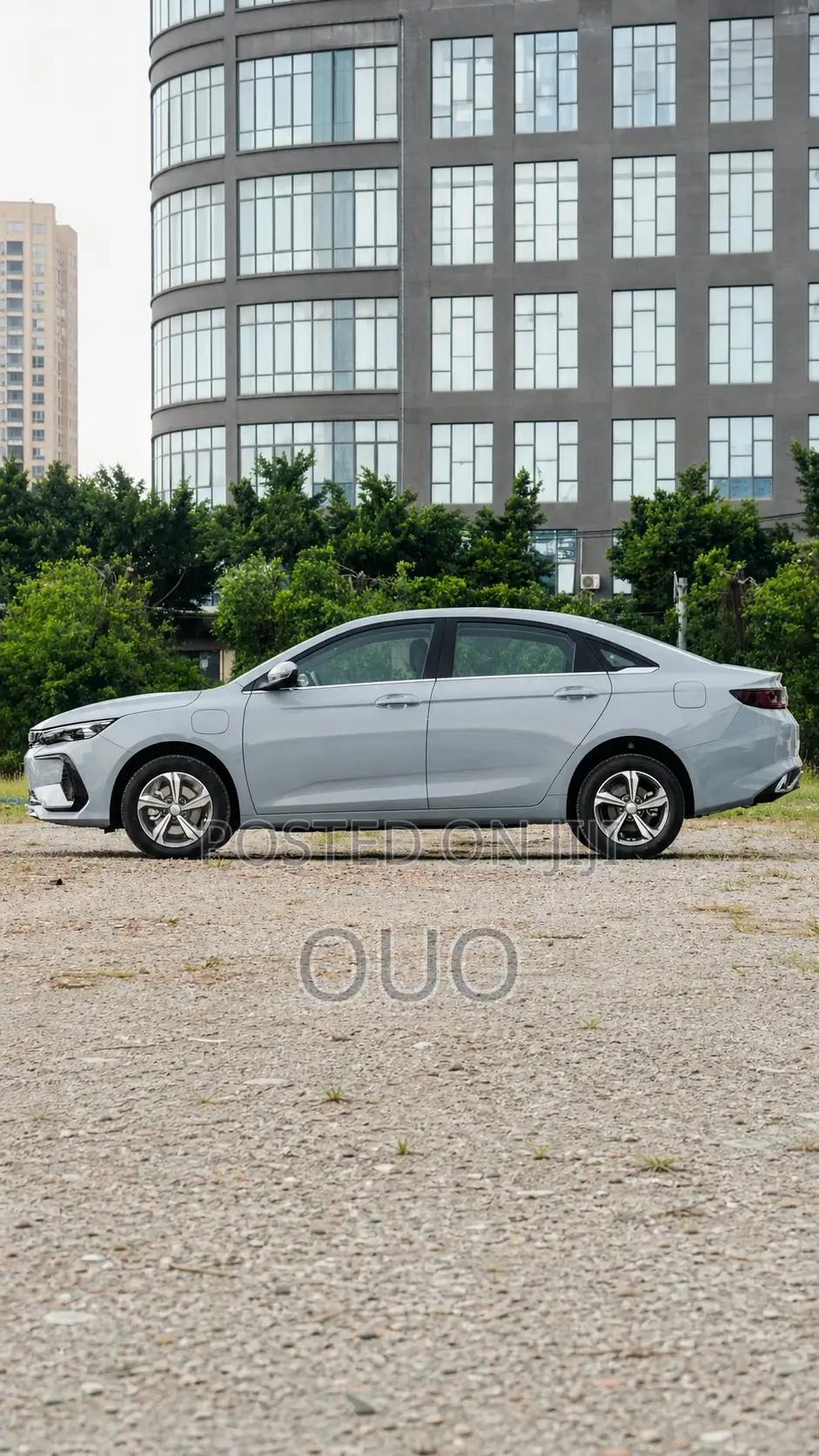 Geely Emgrand EV Pro 2023 Gray