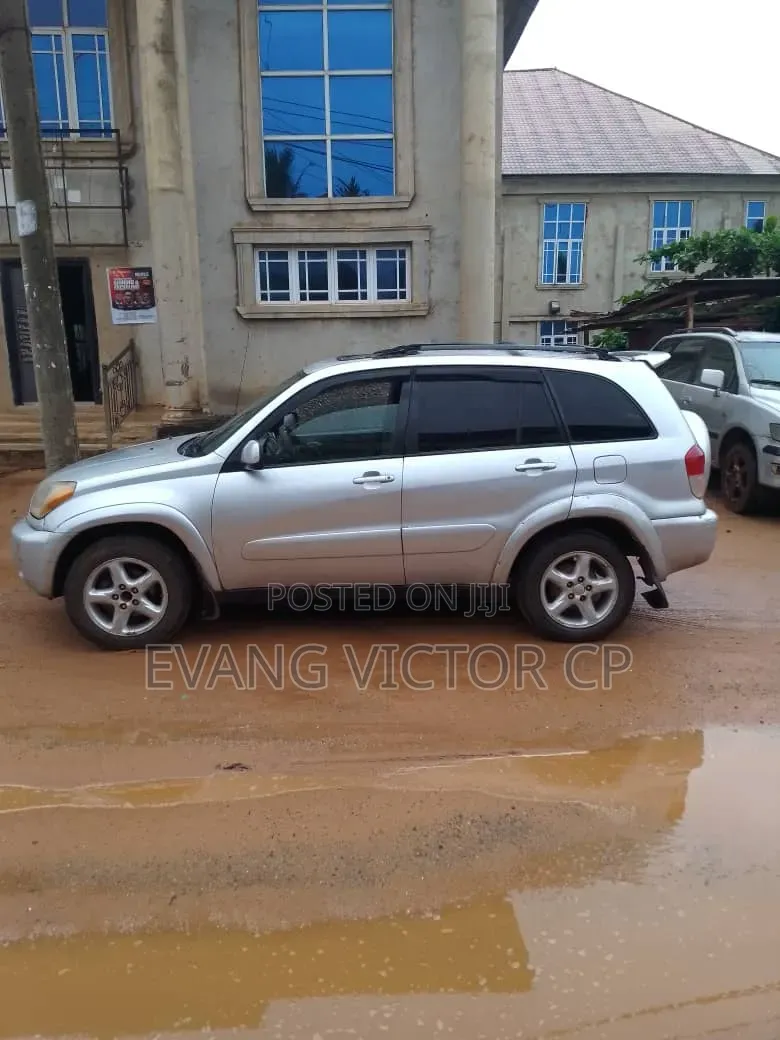 Toyota RAV4 2005 Silver