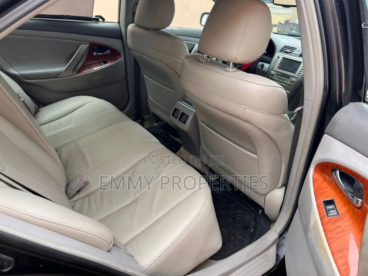 Toyota Camry XLE V6 4dr Sedan (3.5L 6cyl 6A) 2011 Black