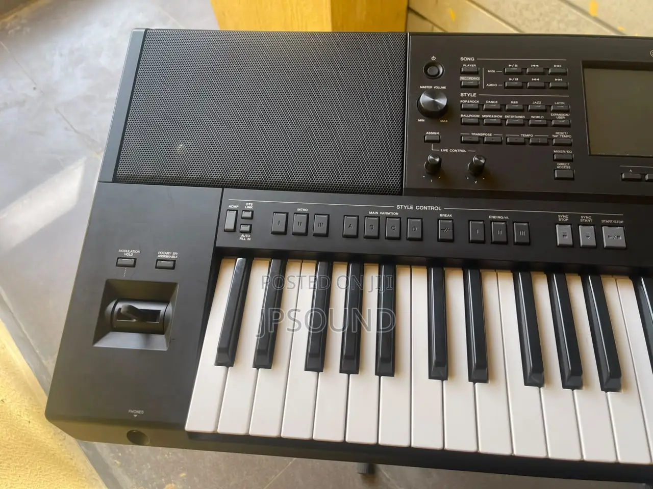 Yamaha PSR Sx700