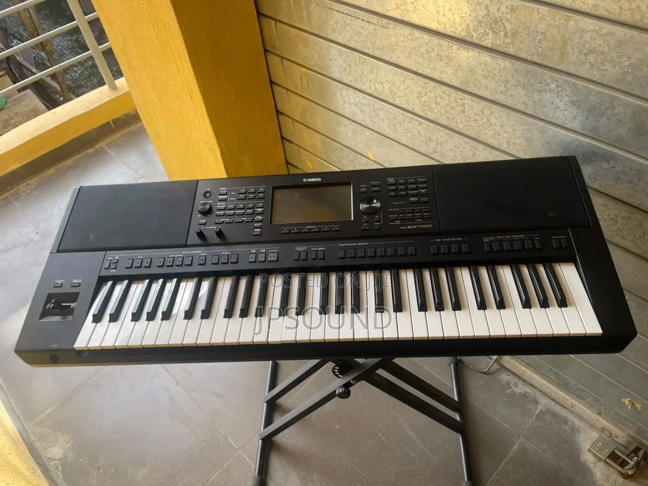 Yamaha PSR Sx700