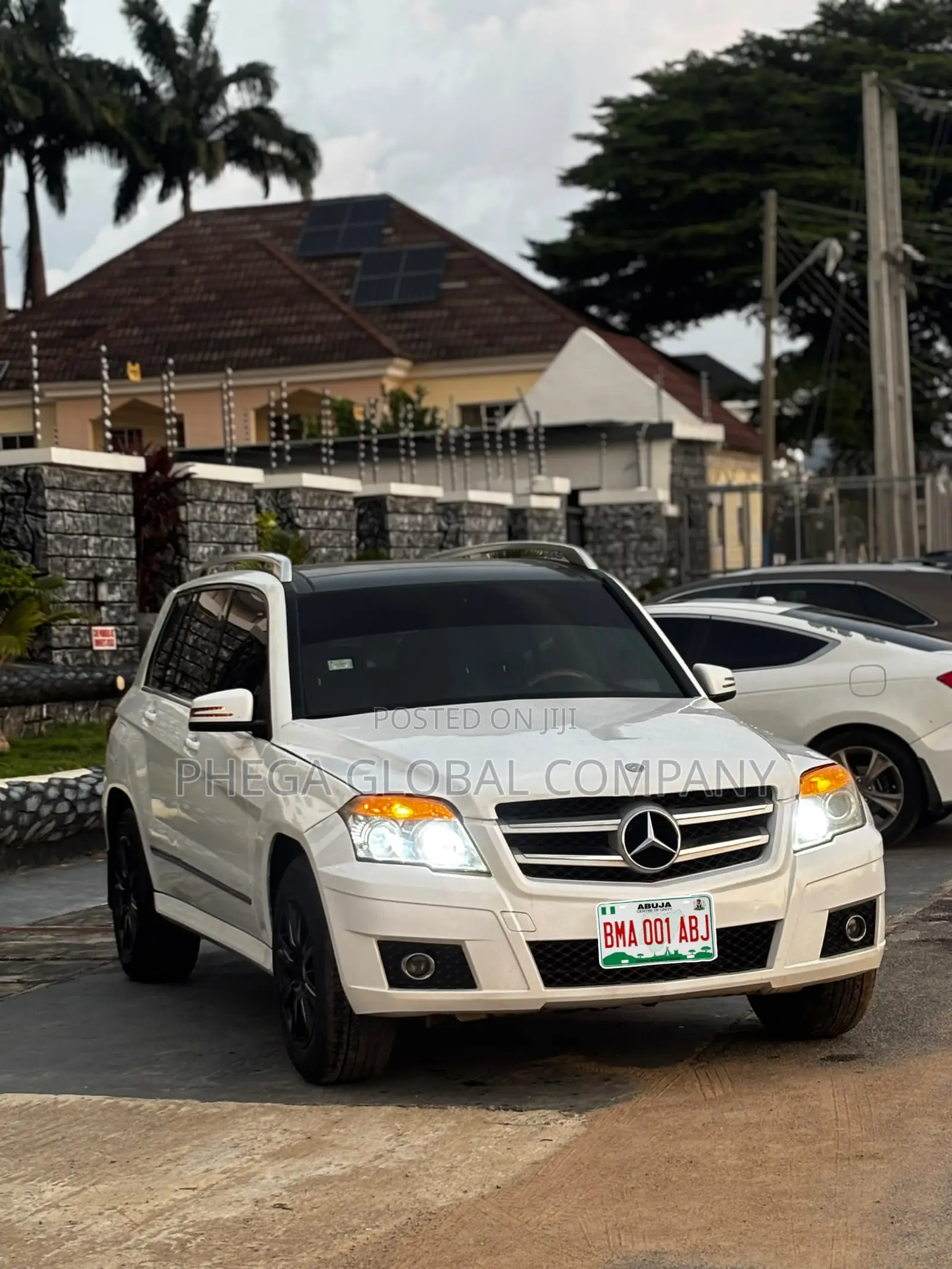 Mercedes-Benz GLK-Class 350 4MATIC 2011 White