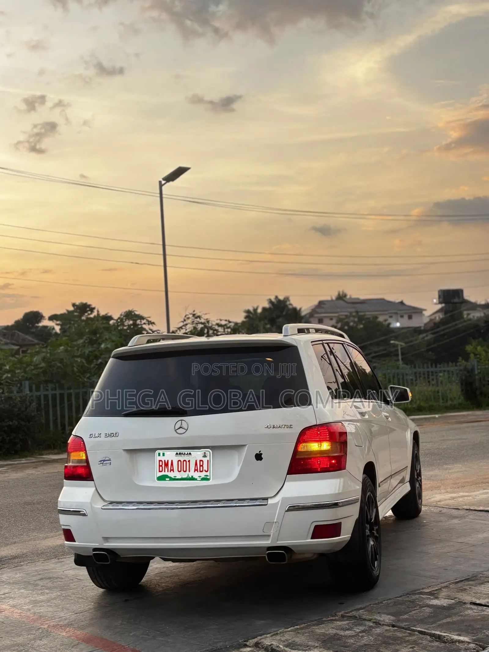 Mercedes-Benz GLK-Class 350 4MATIC 2011 White