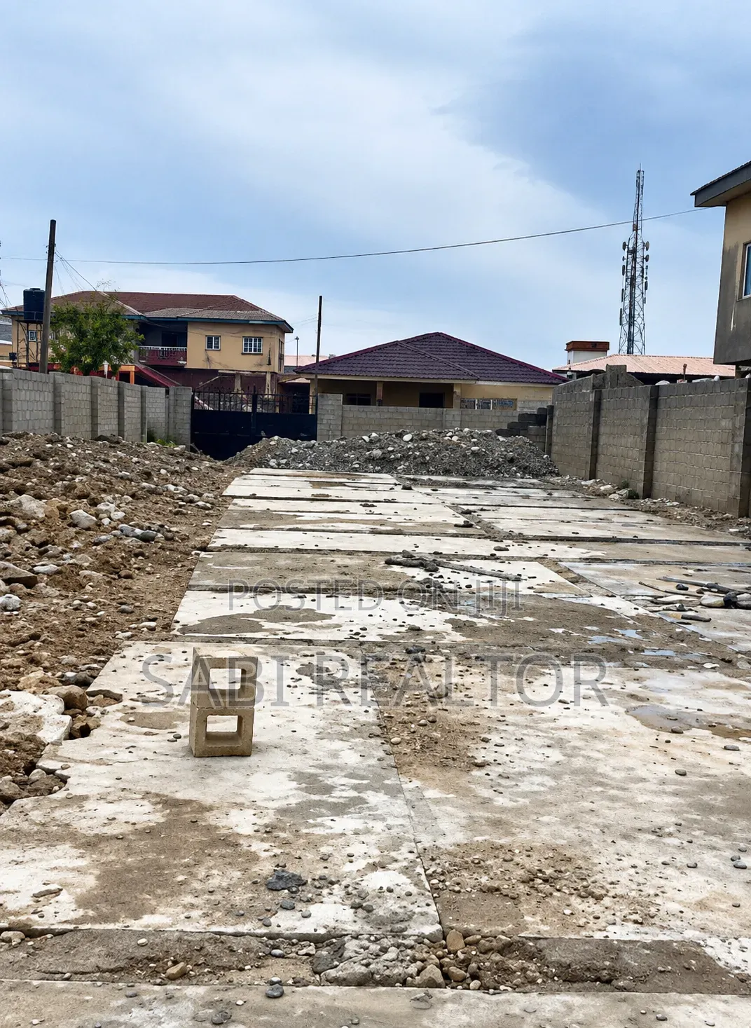 40x120ft Land Along Timi Agbaje Funsho Owoyemi Oko Oba Abule Egba