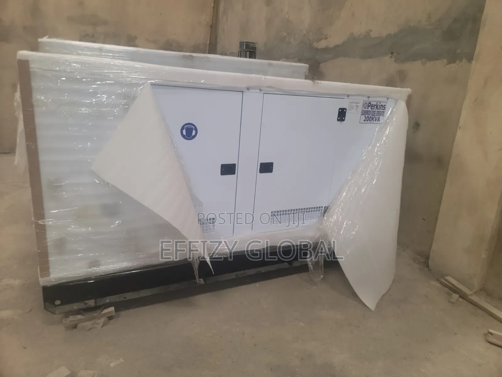 200kva Original Perkins 🇬🇧 Soundproof Diesel Generator 100% Copper