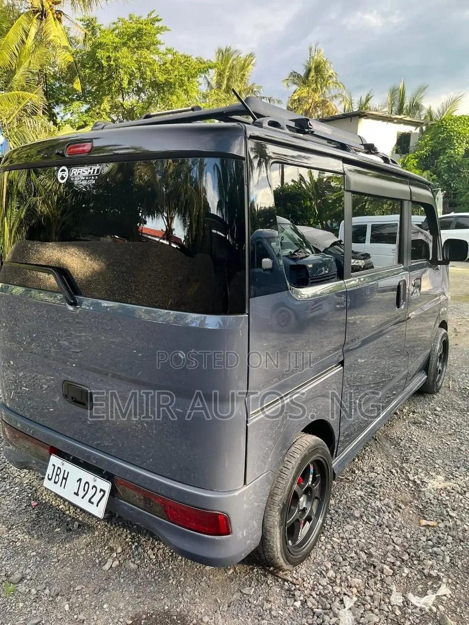 Suzuki APV Minibus 2015 Brown