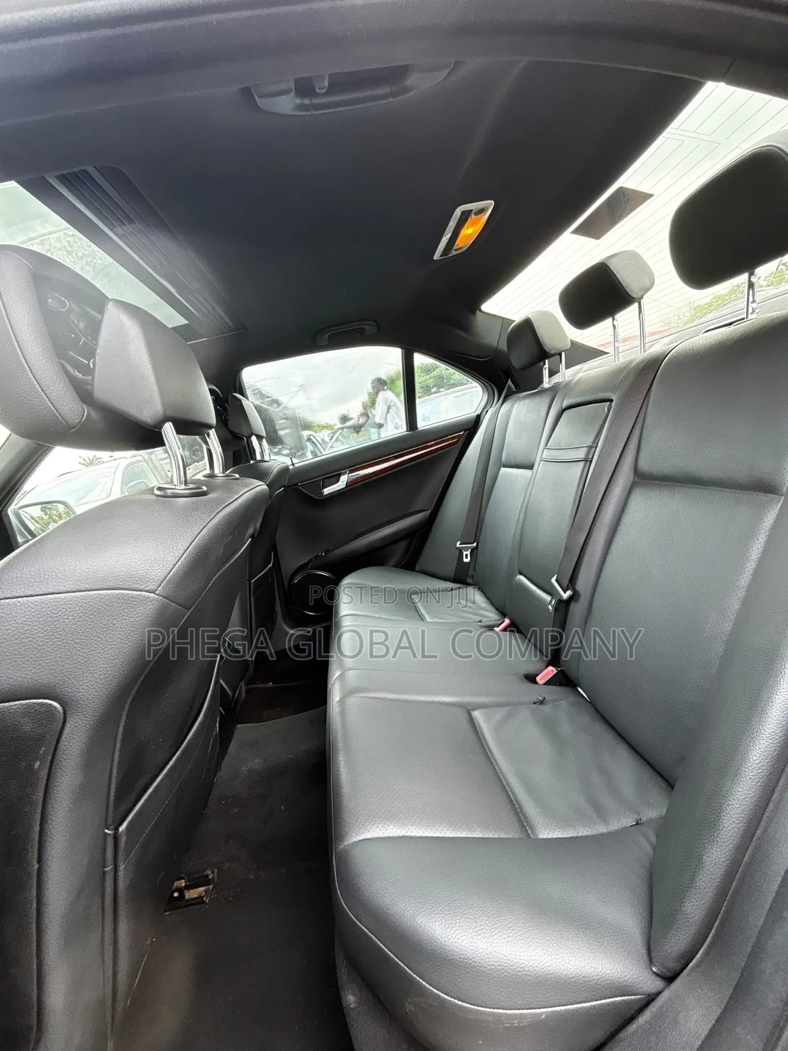 Mercedes-Benz C300 Sport 4Matic Sedan AWD (3.0L 6cyl 7A) 2010 Gray