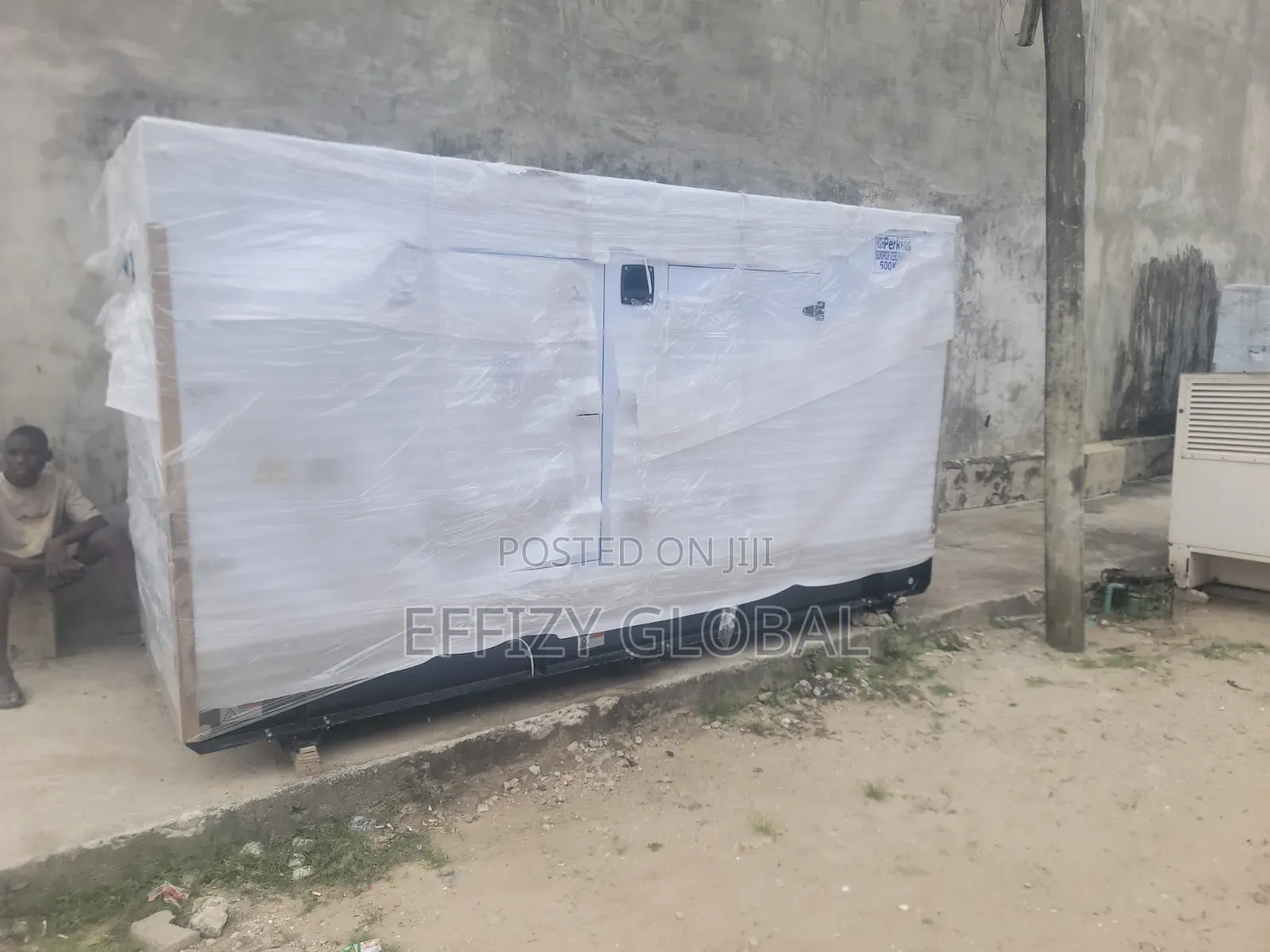 500kva Original Perkins England Soundproof Diesel Generator 100%copper
