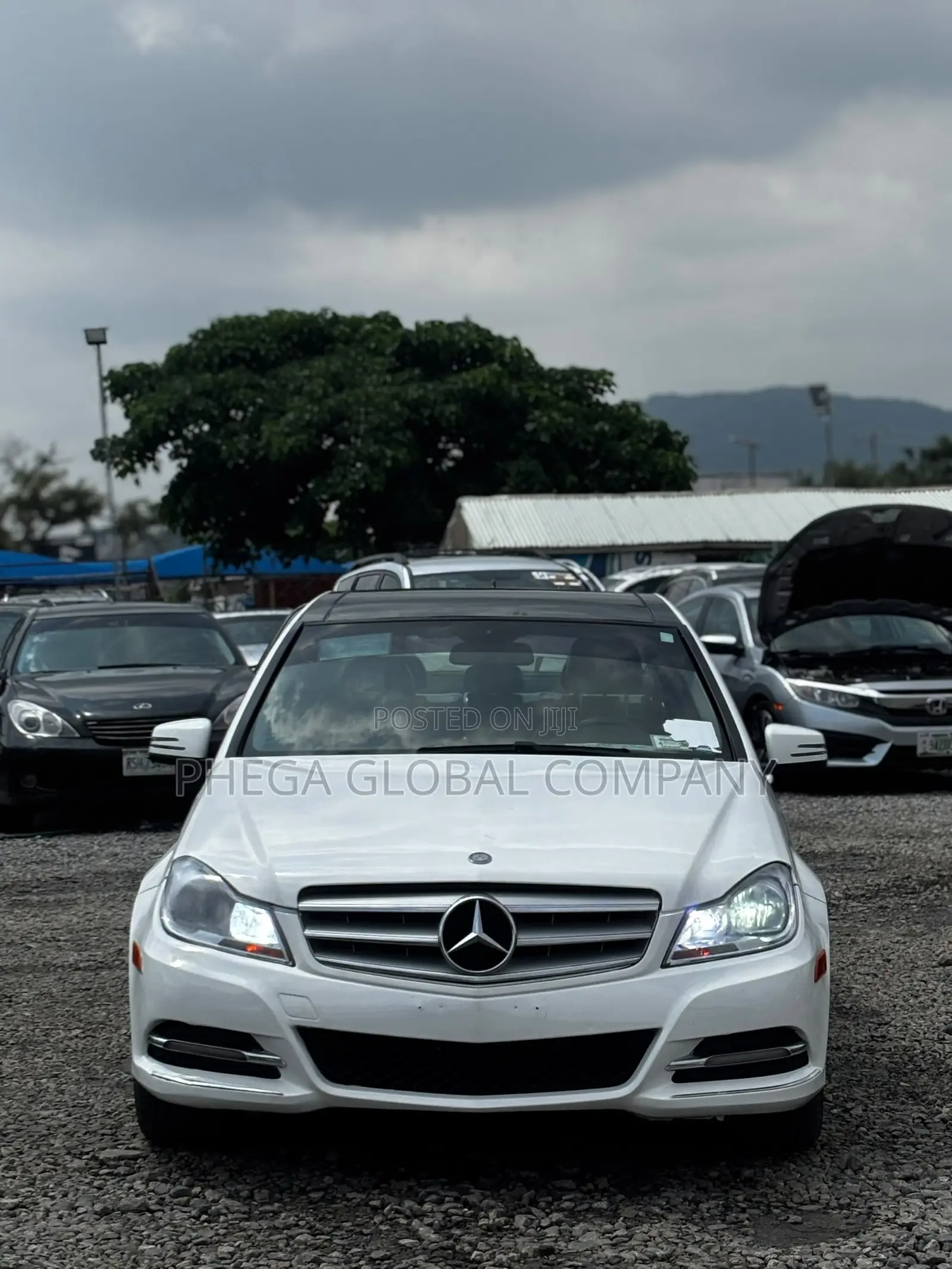 Mercedes-Benz C300 Luxury 4Matic Sedan AWD (3.5L 6cyl 7A) 2014 White