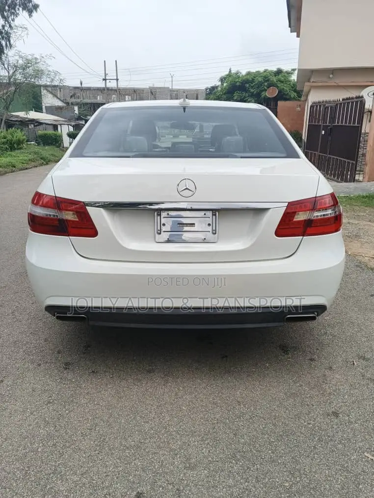 Mercedes-Benz E350 Base 4Matic Sedan AWD (3.5L 6cyl 7A) 2013 White