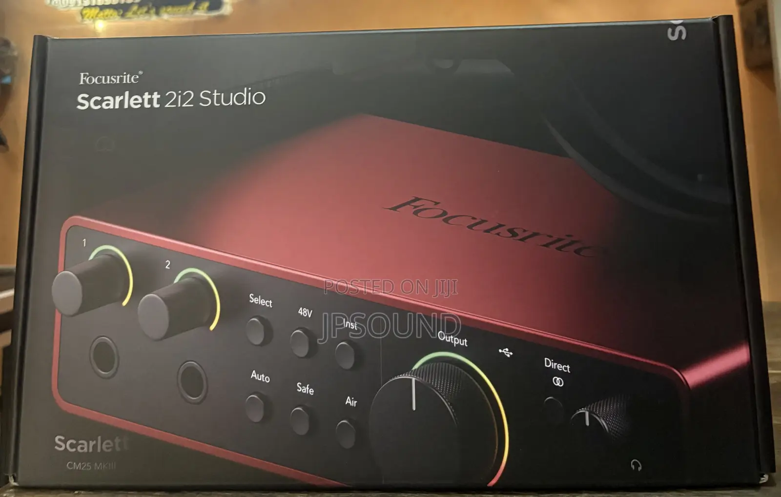 Original 4th Generation Focusrite Scarlet 2i2 Bundle