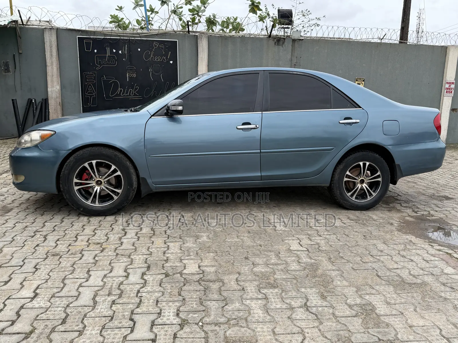Toyota Camry LE 4dr Sedan (2.4L 4cyl 4A) 2004 Blue