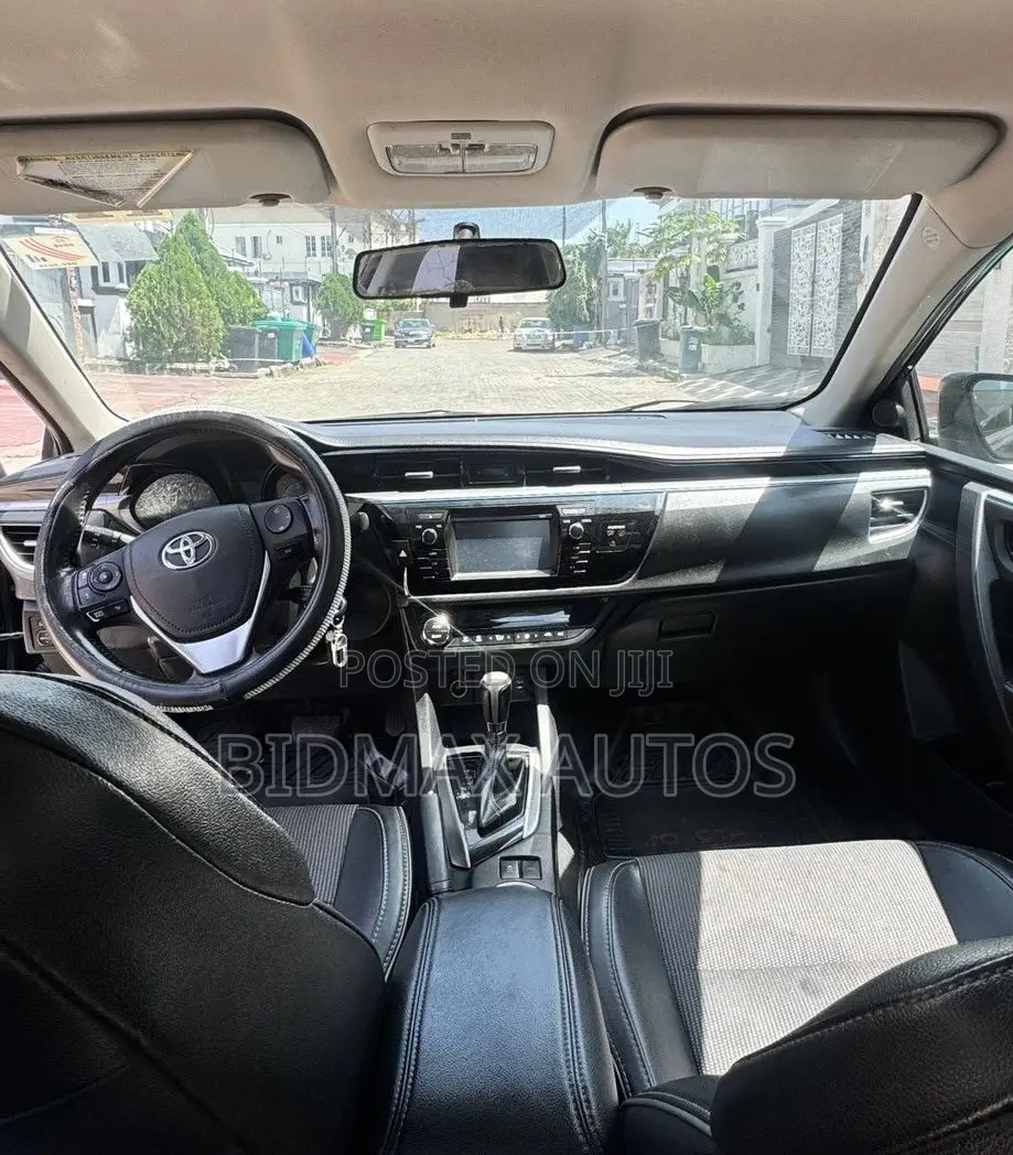 Toyota Corolla S 4dr Sedan (1.8L 4cyl CVT) 2015 Black
