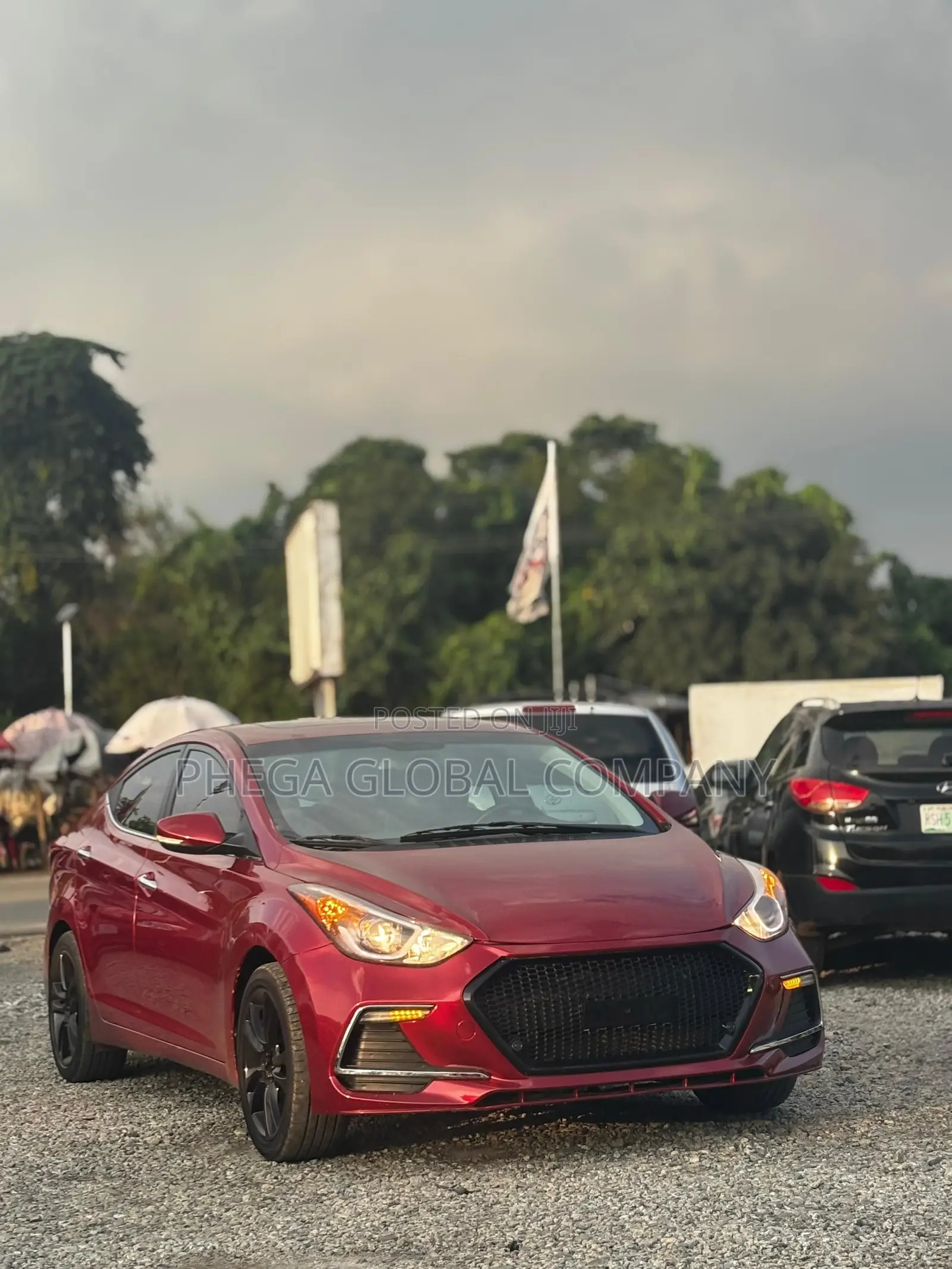 Hyundai Elantra Limited 4dr Sedan (1.8L 4cyl 6A) 2015 Red