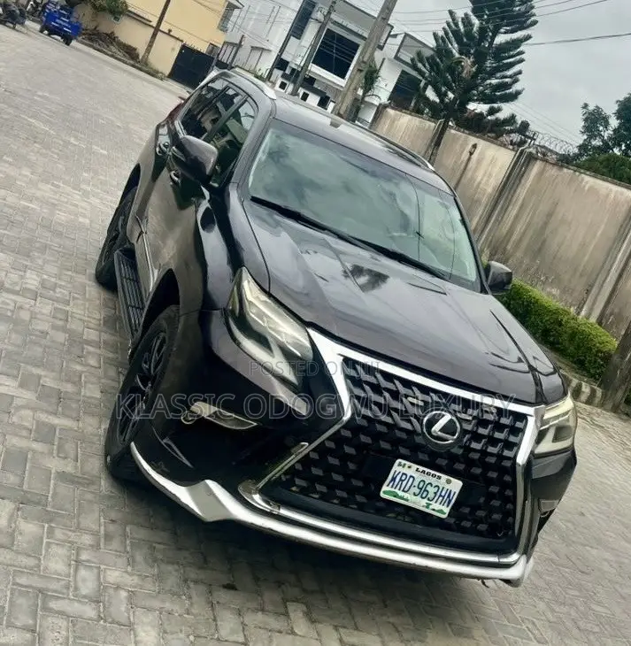 Lexus GX 460 Premium 2011 Gray