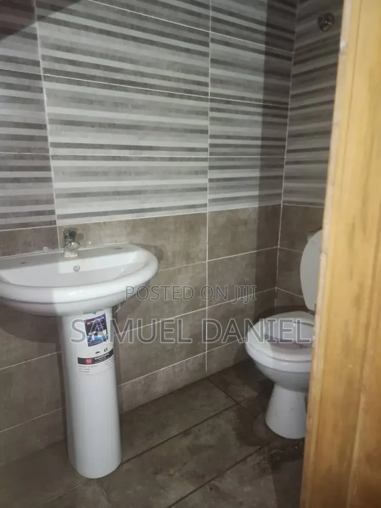 4bdrm Duplex in Elegushi Estate for rent