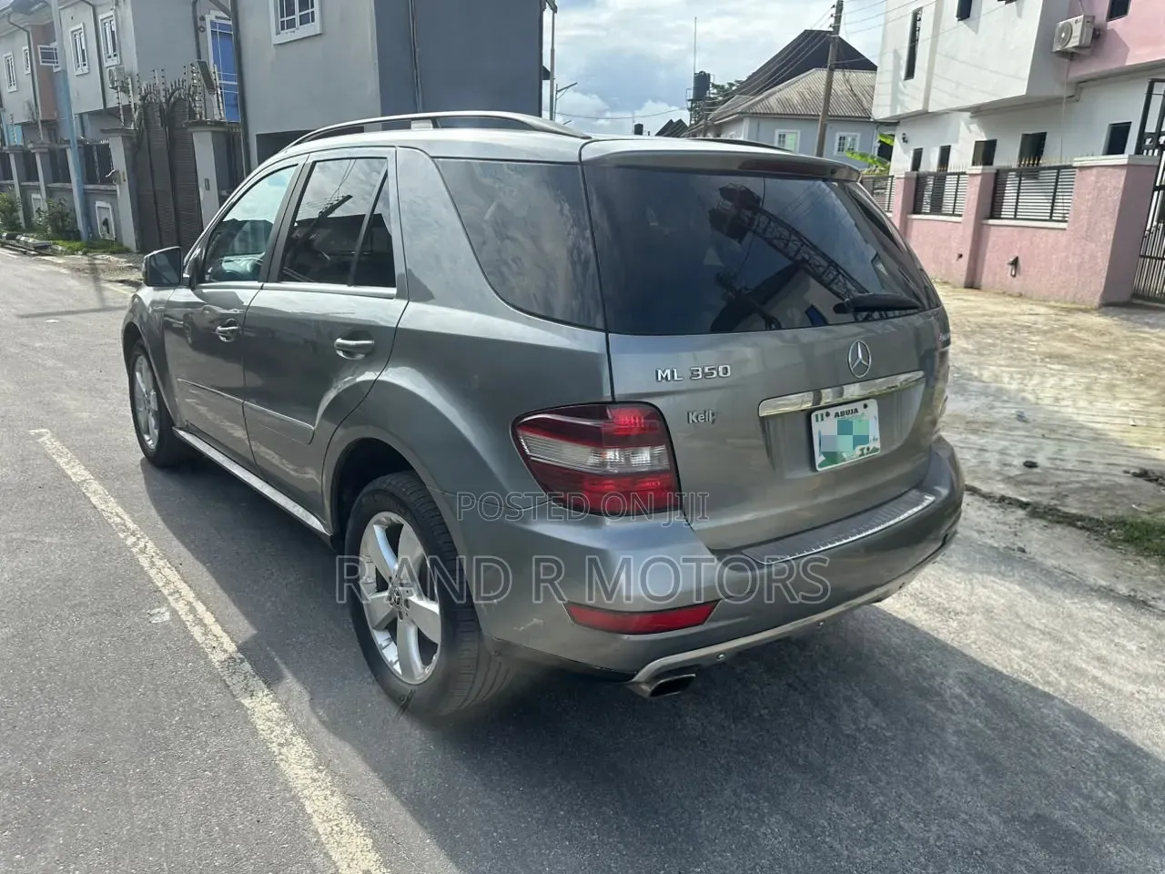 Mercedes-Benz M Class 2011 Brown