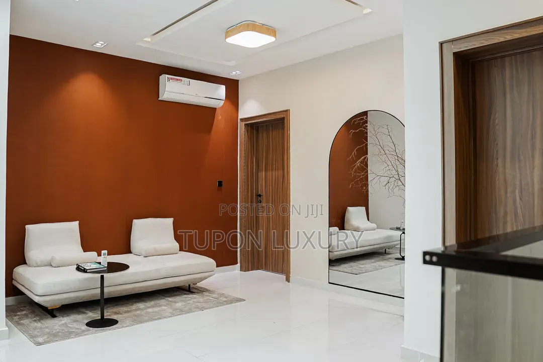 Luxury 4bedroom Maisonette/Duplex With Pool, Gym & Ps5