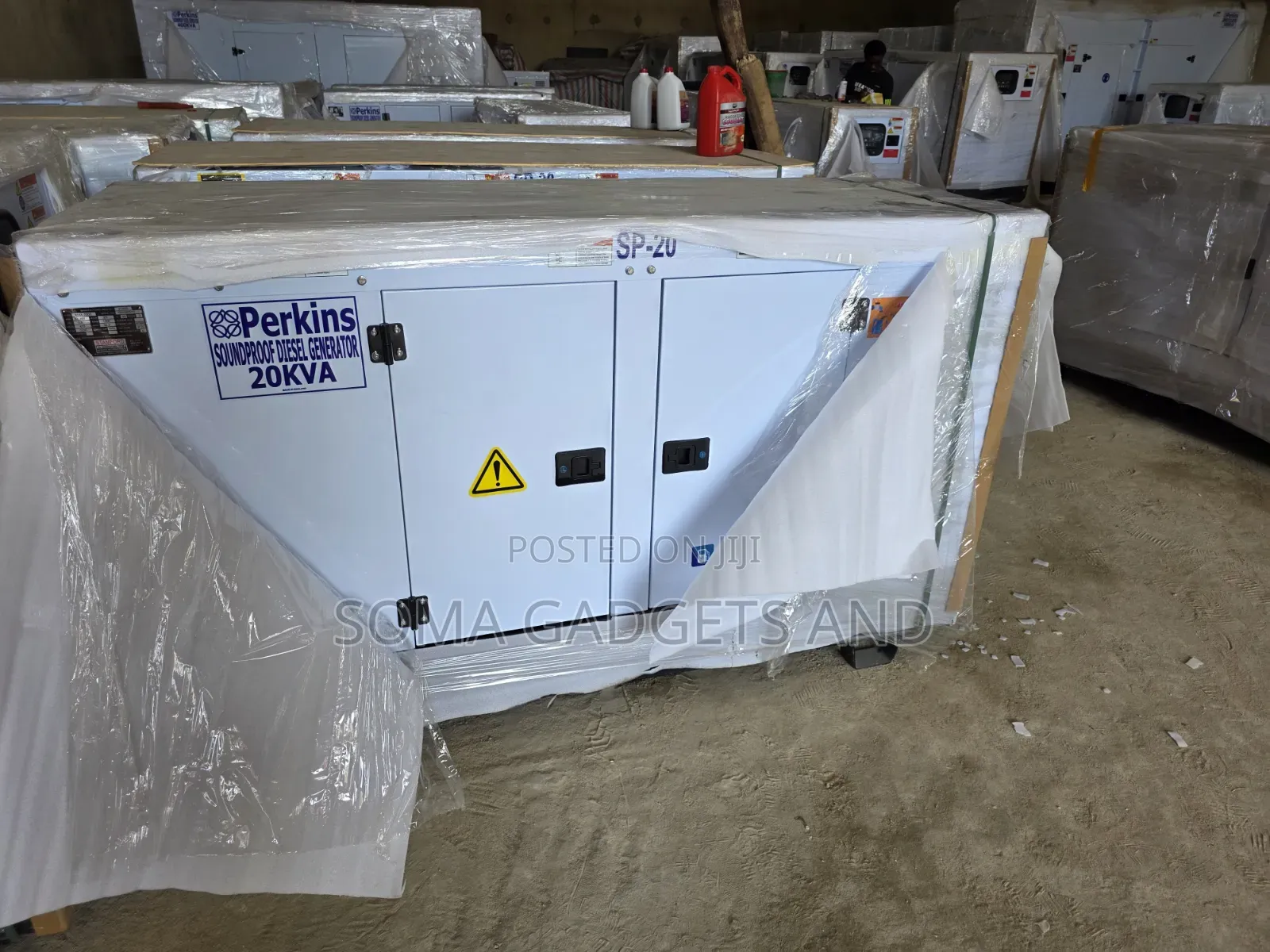 Heavy-Duty 20kva Perkins Diesel Soundproof Generator 2years Wty