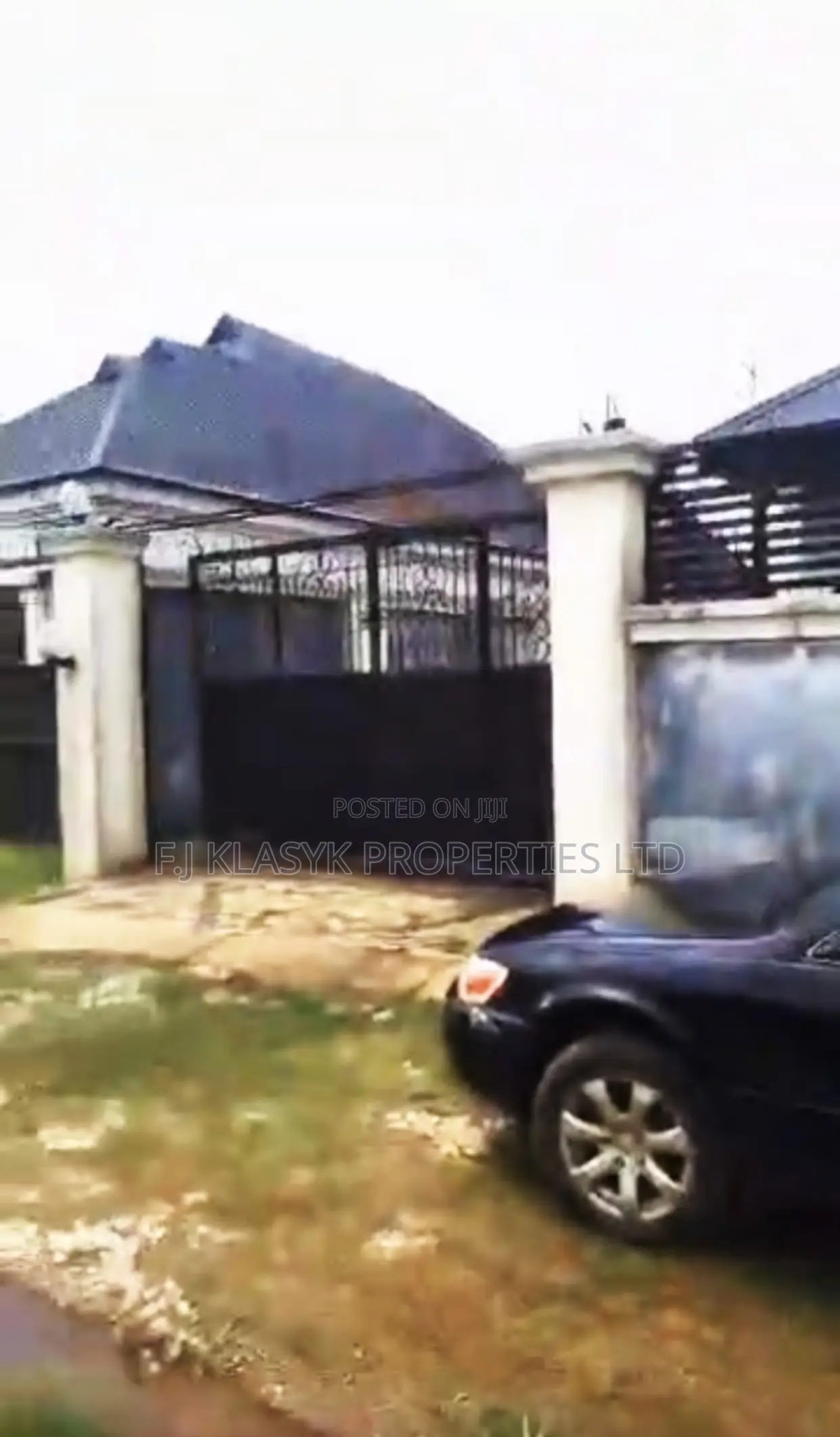 6bdrm Apartment in Benin City for sale