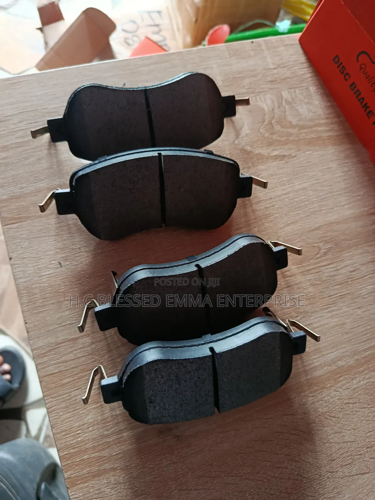 Original Front Brake Pads for BESTUNE B70 2023