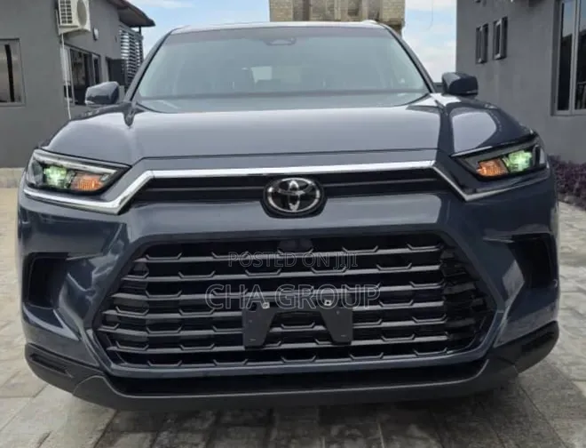 Toyota Highlander XLE AWD 2026 Teal