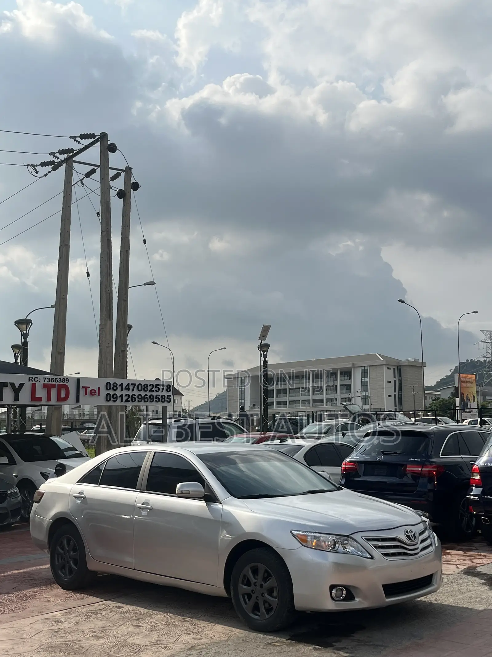 Toyota Camry 2010 Silver